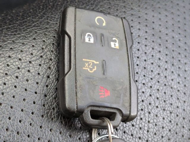 Used 2018 Chevrolet Tahoe LS w/ Enhanced Driver Alert Package RWD image 26