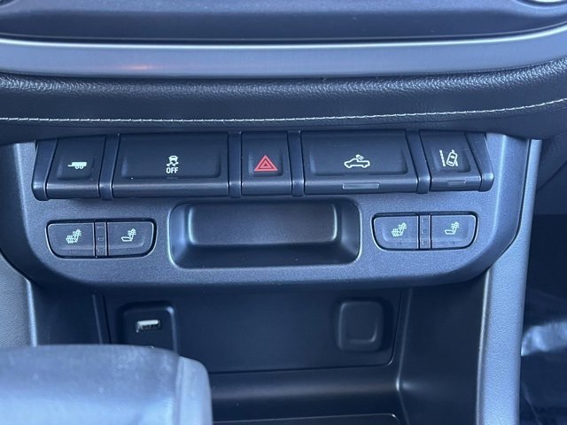 Used 2017 GMC Canyon SLT image 43