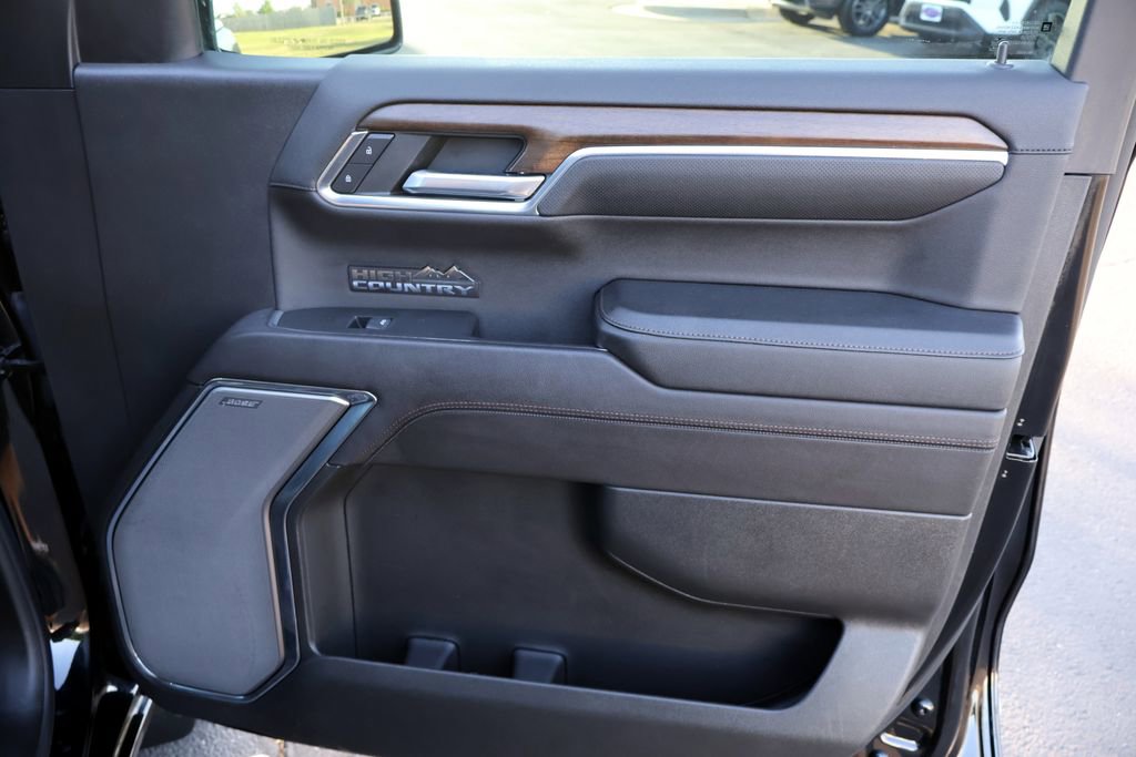 Used 2023 Chevrolet Silverado 1500 High Country w/ Technology Package image 25