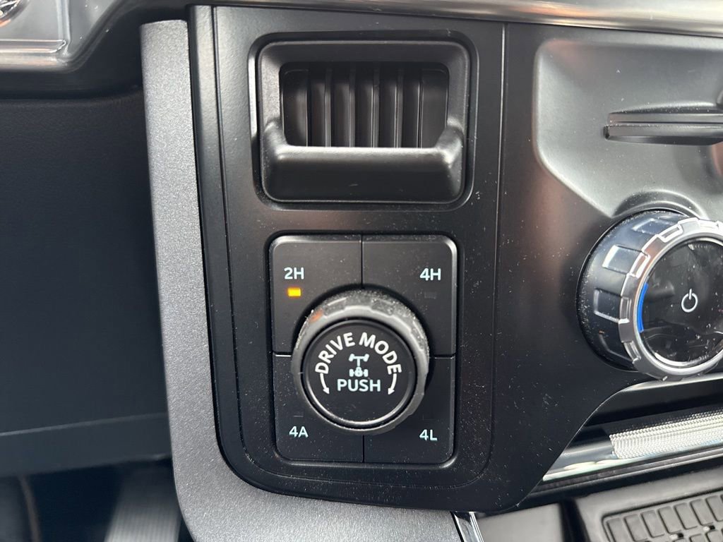 Certified 2023 Ford F150 Lariat image 31