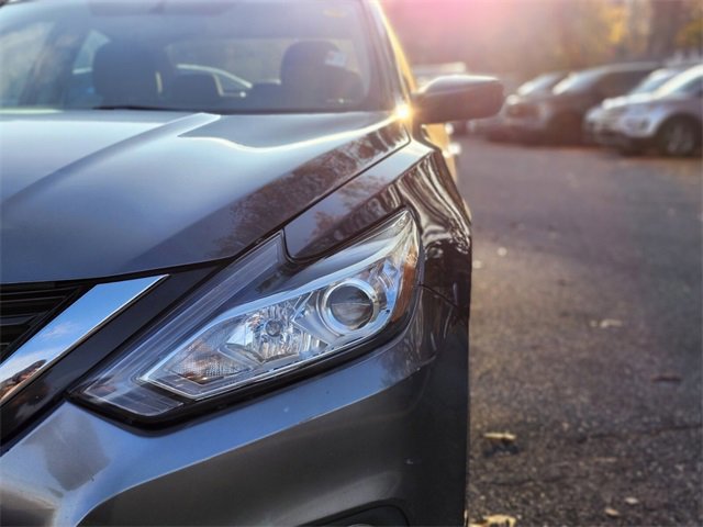 Used 2018 Nissan Altima 2.5 SV image 10