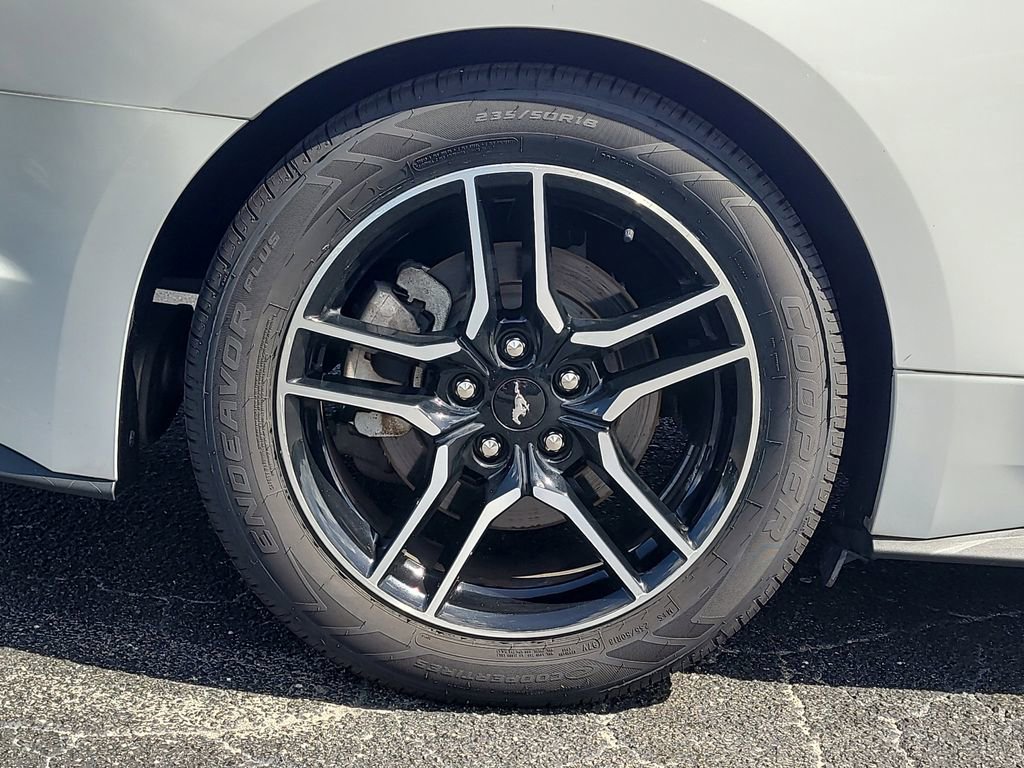 Certified 2022 Ford Mustang Coupe w/ Equipment Group 101A image 5