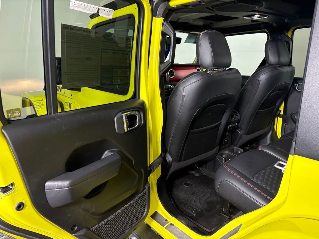 Used 2023 Jeep Wrangler Unlimited Rubicon w/ Cold Weather Group image 28