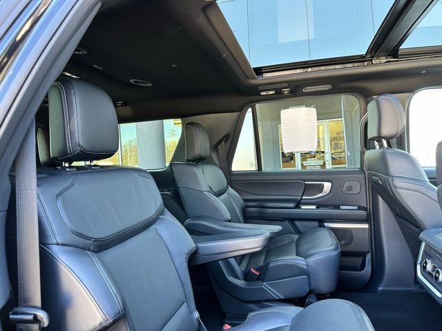 Certified 2025 Ford Expedition Max Platinum w/ Stealth Performance Package AWD/4WD image 61