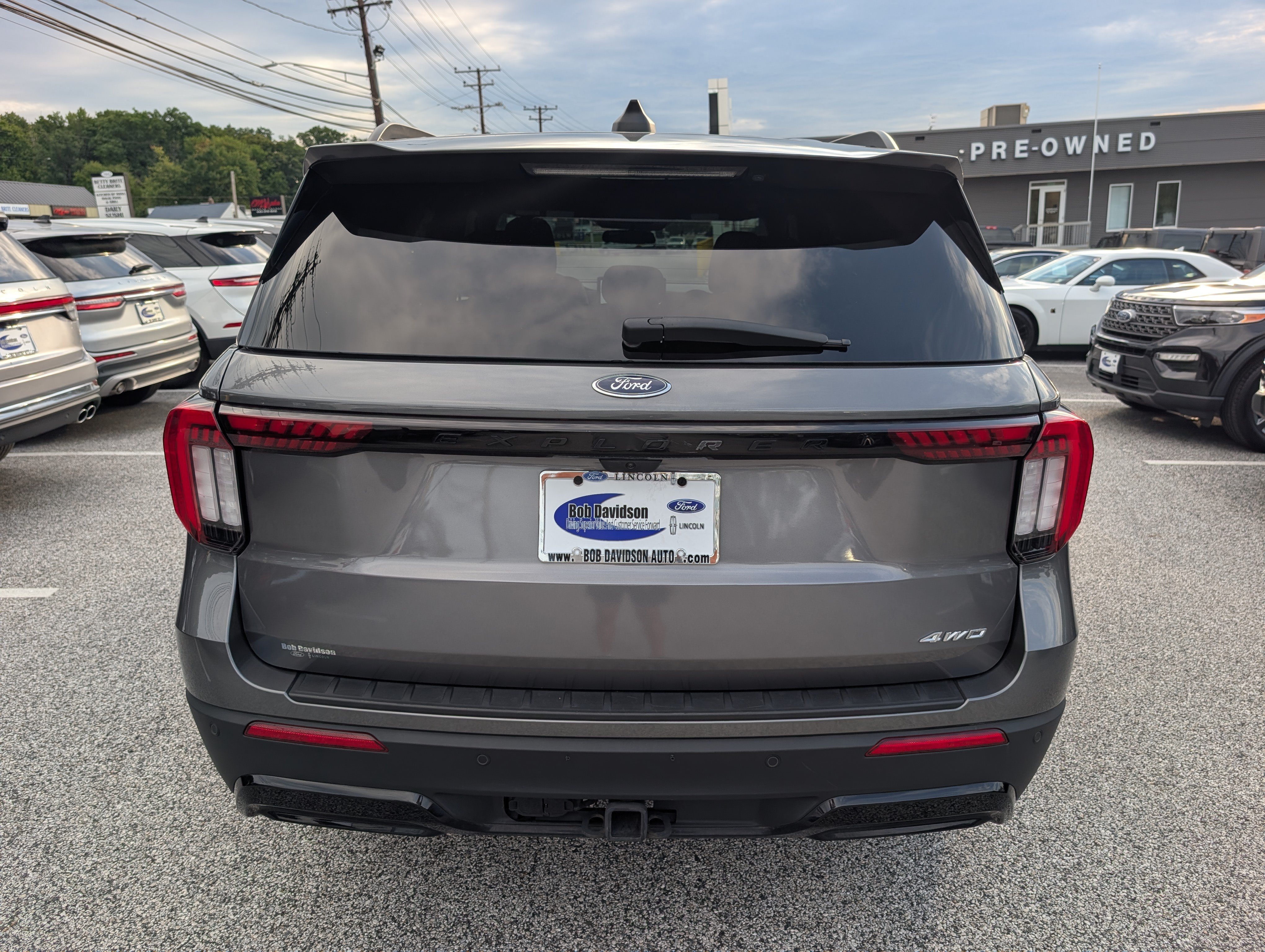 Certified 2025 Ford Explorer ST-Line w/ ST-Line Street Pack AWD/4WD image 6