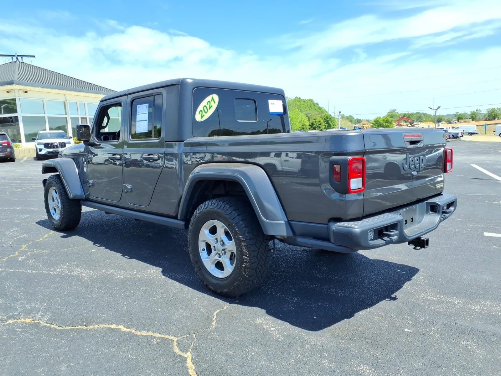 Used 2021 Jeep Gladiator Sport AWD/4WD image 6