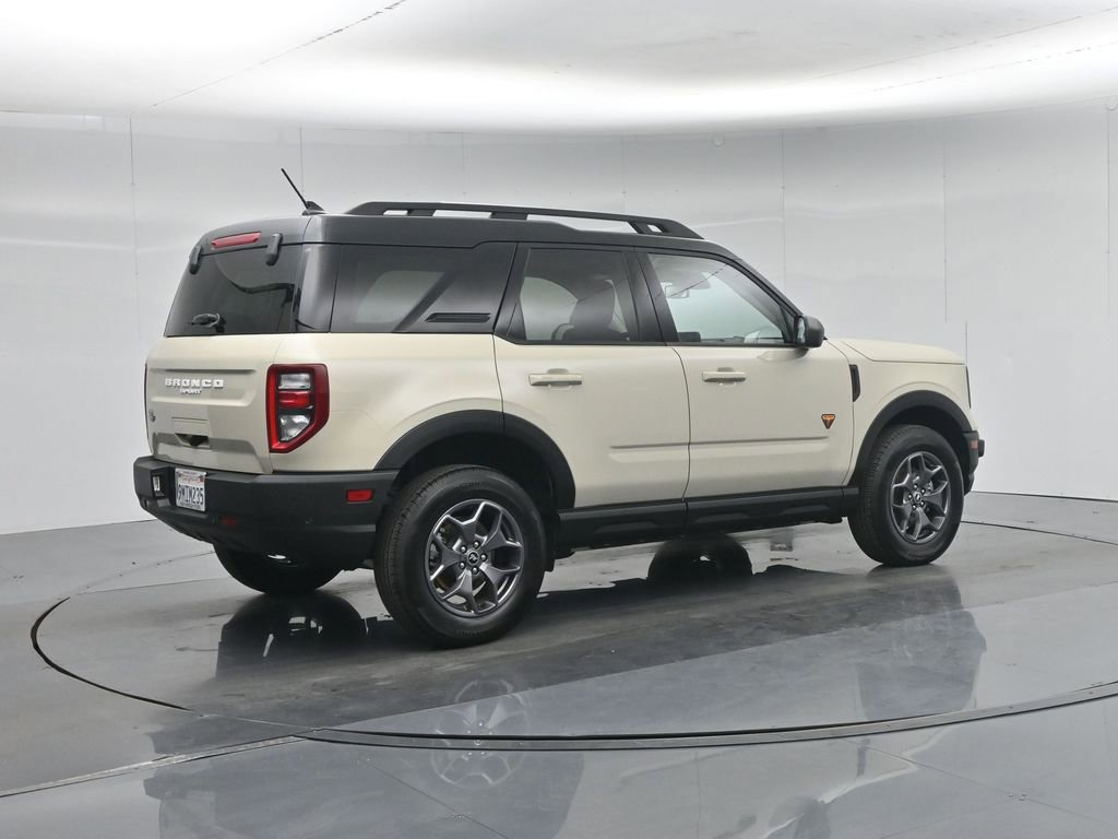 Certified 2024 Ford Bronco Sport Badlands w/ Premium Package AWD/4WD image 33