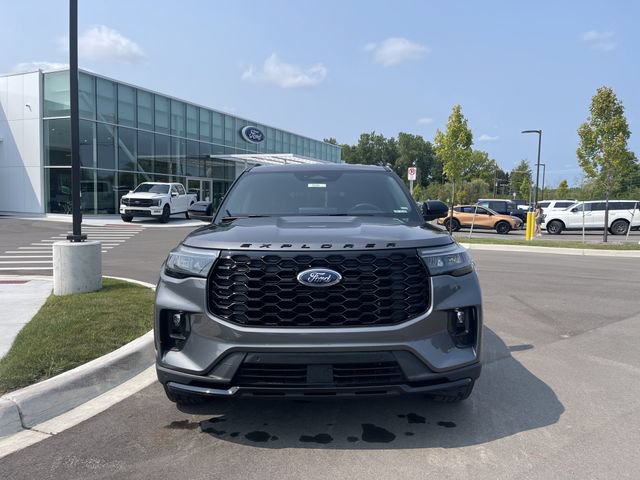 Certified 2026 Ford Explorer ST-Line AWD/4WD image 8