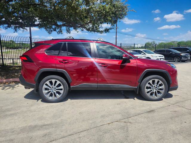 Used 2023 Toyota RAV4 XLE Premium FWD image 2
