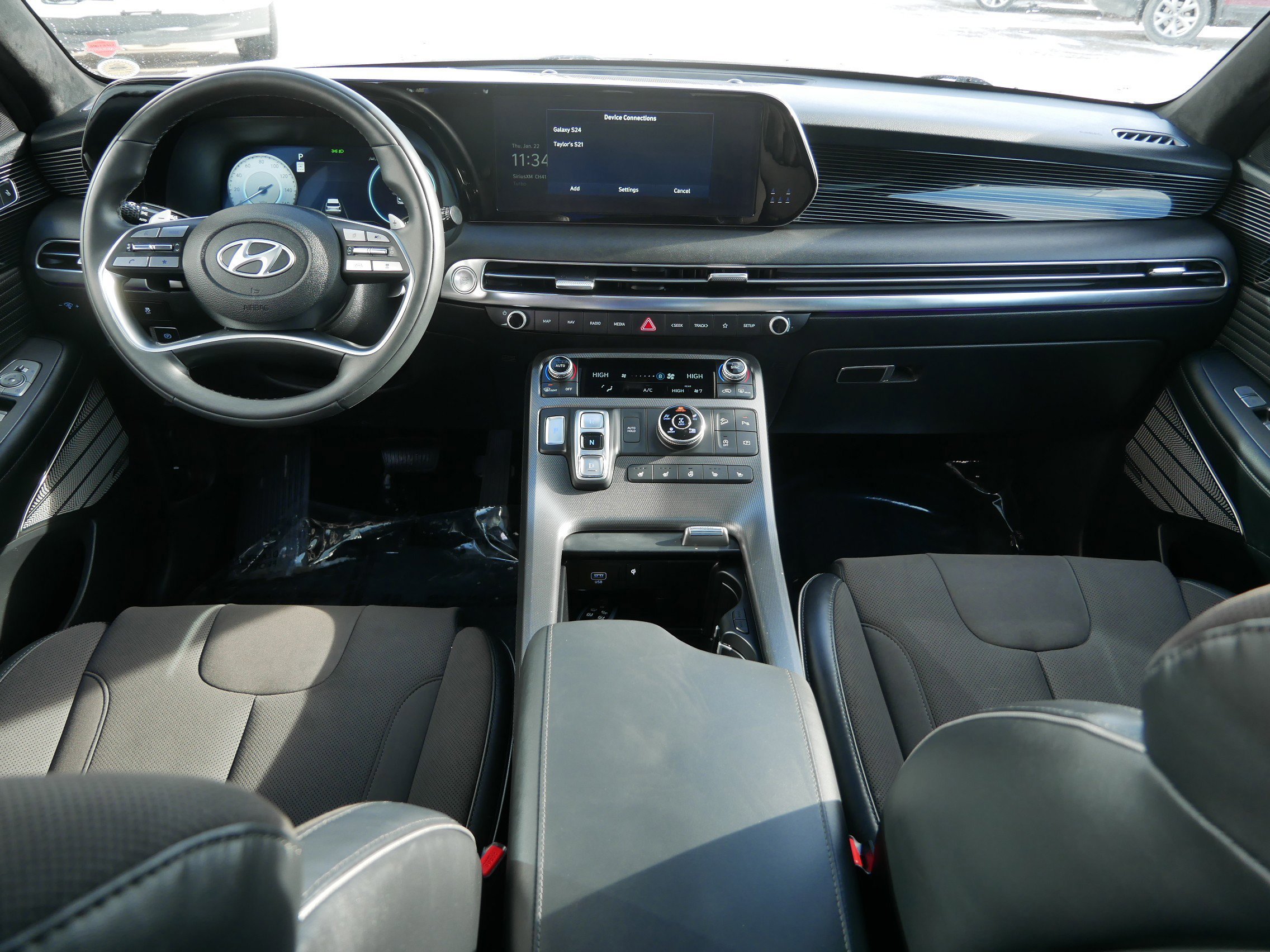 Used 2025 Hyundai Palisade Calligraphy image 12