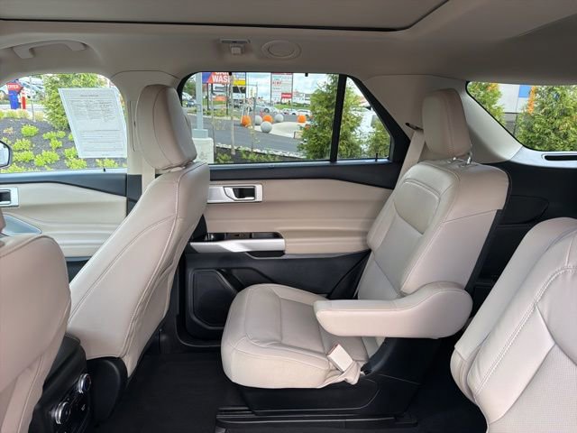 Certified 2022 Ford Explorer Limited w/ Limited Technology Package AWD/4WD image 23