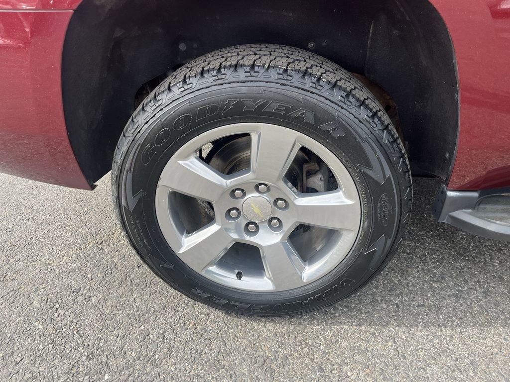Used 2018 Chevrolet Tahoe LT AWD/4WD image 2