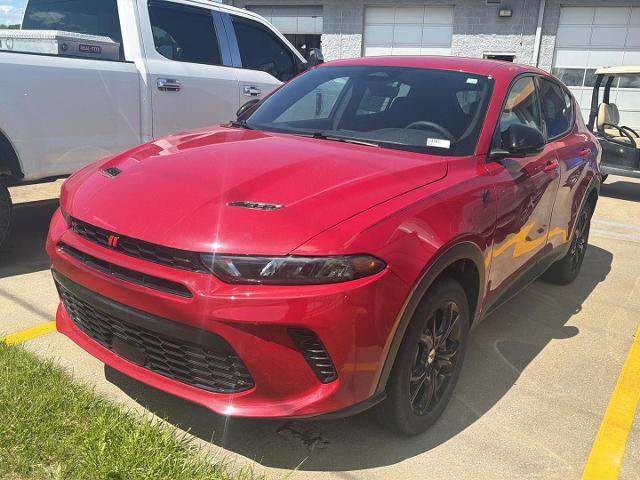 Used 2023 Dodge Hornet GT w/ GT Blacktop Package AWD/4WD image 2