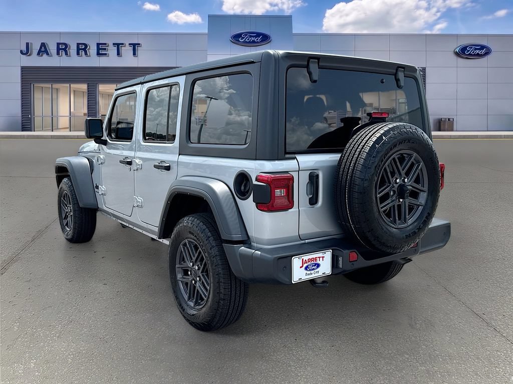 Used 2024 Jeep Wrangler Unlimited Sport AWD/4WD image 5