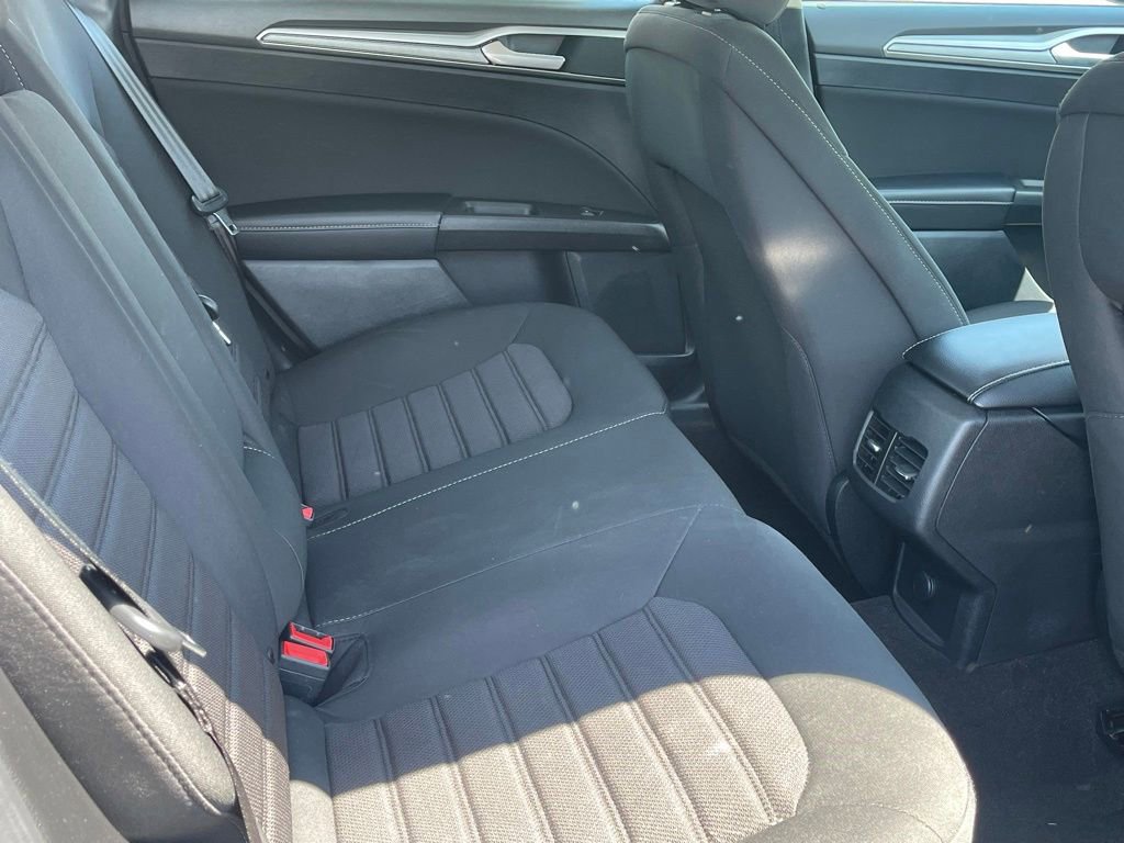 Certified 2020 Ford Fusion SE FWD image 20
