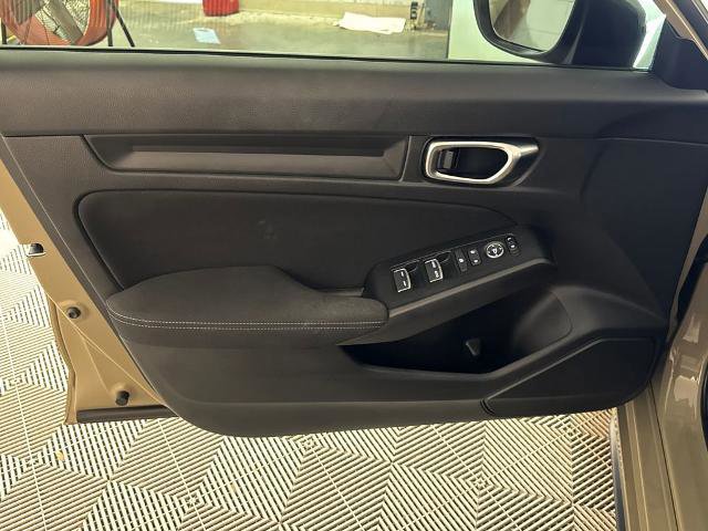 Used 2025 Honda Civic Sport image 14