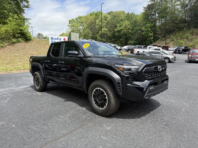 Used 2024 Toyota Tacoma TRD Off-Road AWD/4WD image 3