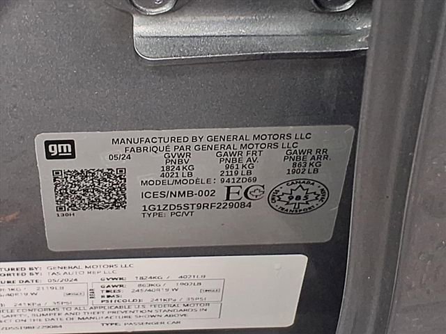 Used 2024 Chevrolet Malibu LT w/ Sport Edition image 30