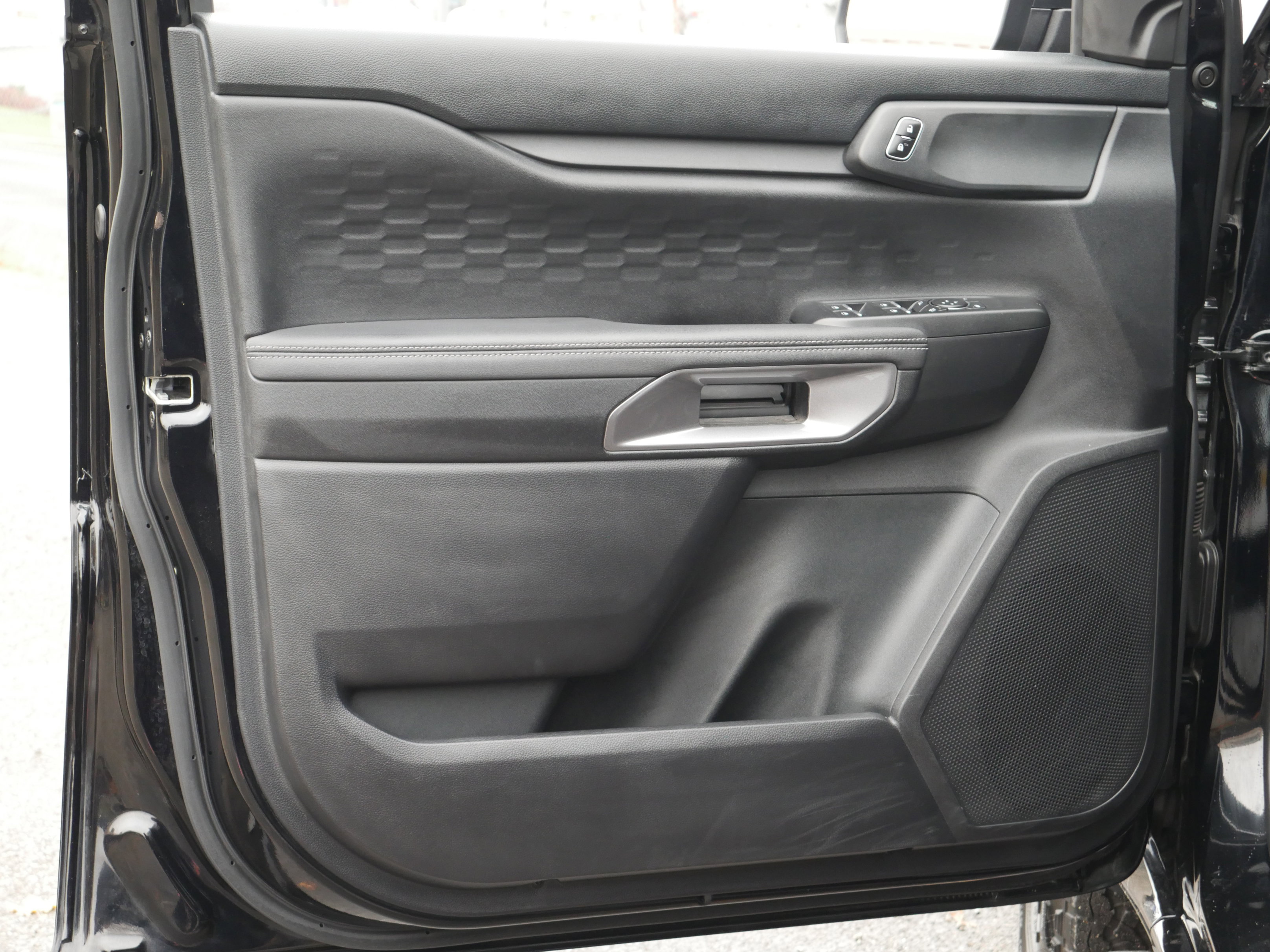 Certified 2024 Ford Ranger XLT w/ FX4 Off-Road Package image 33