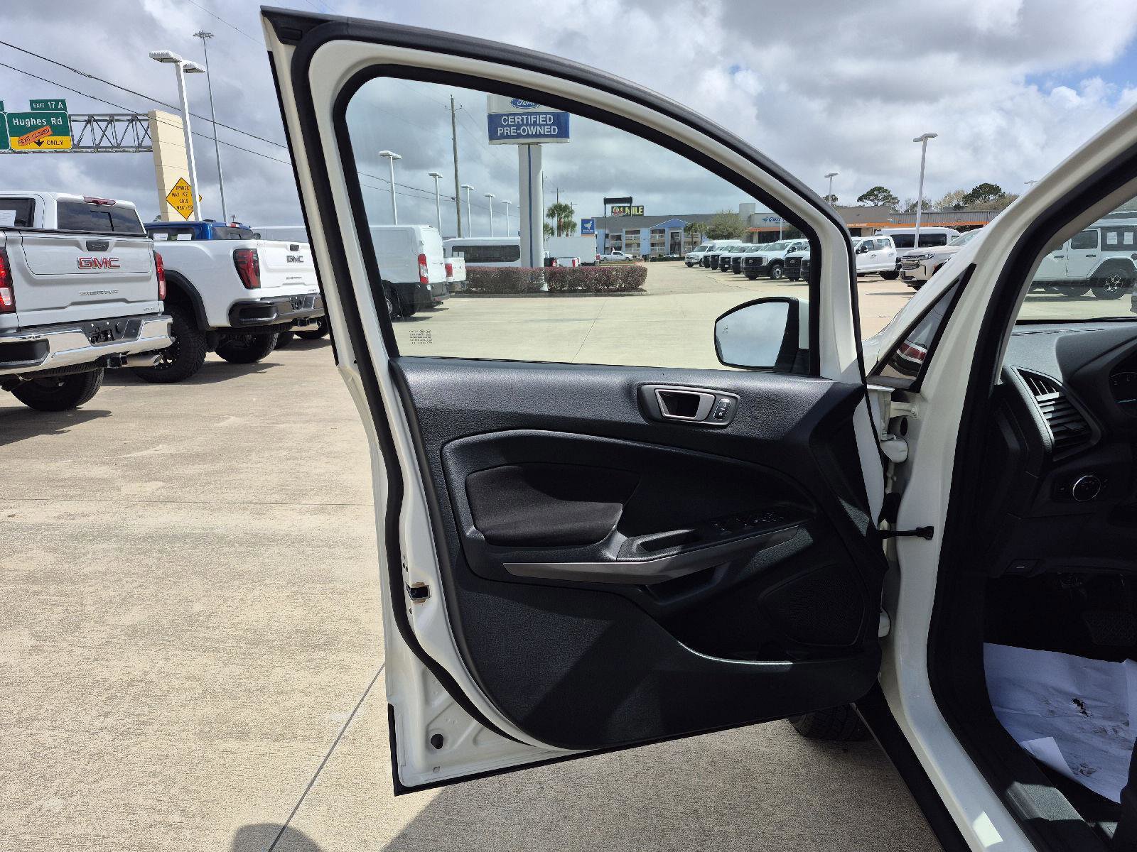 Certified 2020 Ford EcoSport SE w/ SE Convenience Package image 8