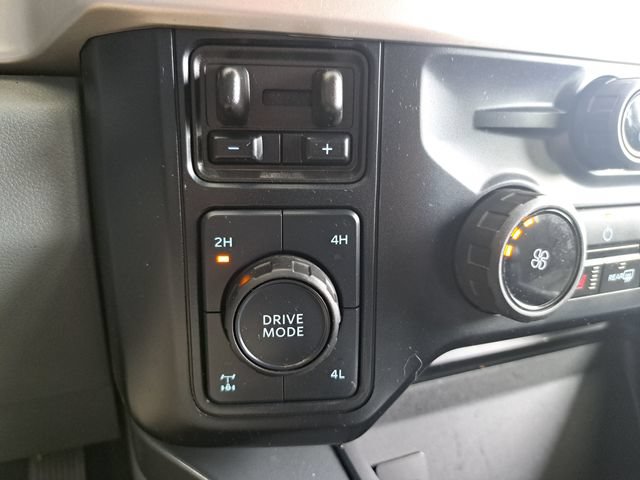 Certified 2024 Ford F250 XLT w/ Black Appearance Package AWD/4WD image 13
