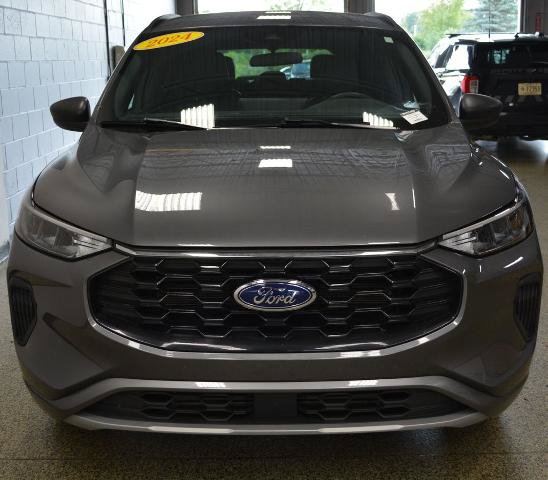 Certified 2024 Ford Escape ST-Line w/ Tech Pack #1 AWD/4WD image 8