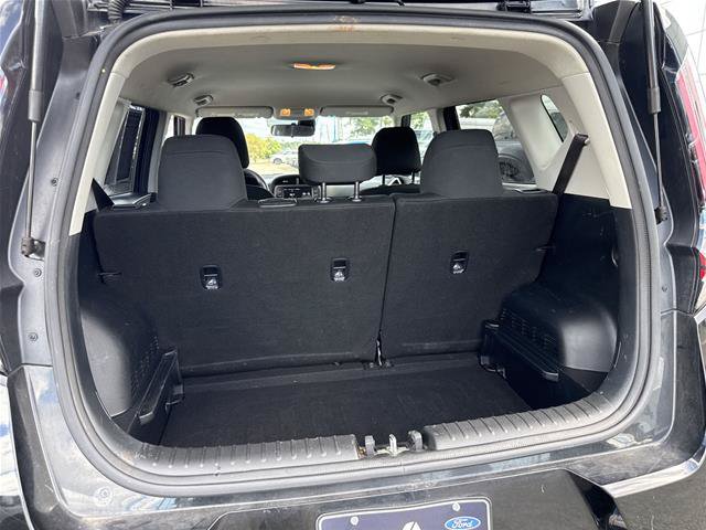 Used 2024 Kia Soul LX w/ Option Group 015 FWD image 27