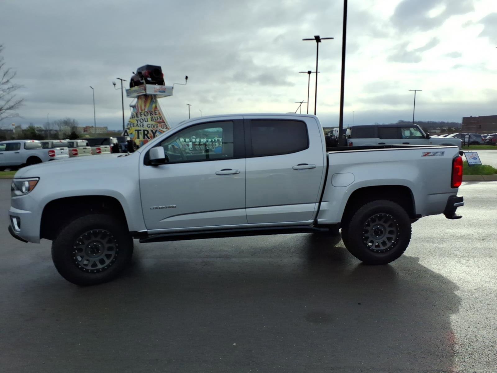 Used 2020 Chevrolet Colorado Z71 image 2