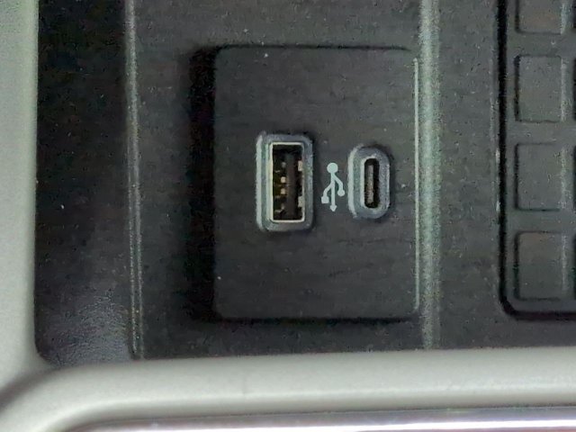 Certified 2021 Ford F250 King Ranch AWD/4WD image 22