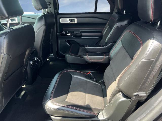 Certified 2024 Ford Explorer ST-Line w/ Class IV Trailer Tow Package RWD image 12