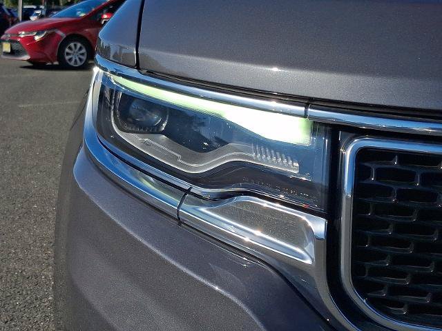 Used 2025 Jeep Wagoneer 4WD w/ Premium Group I image 9