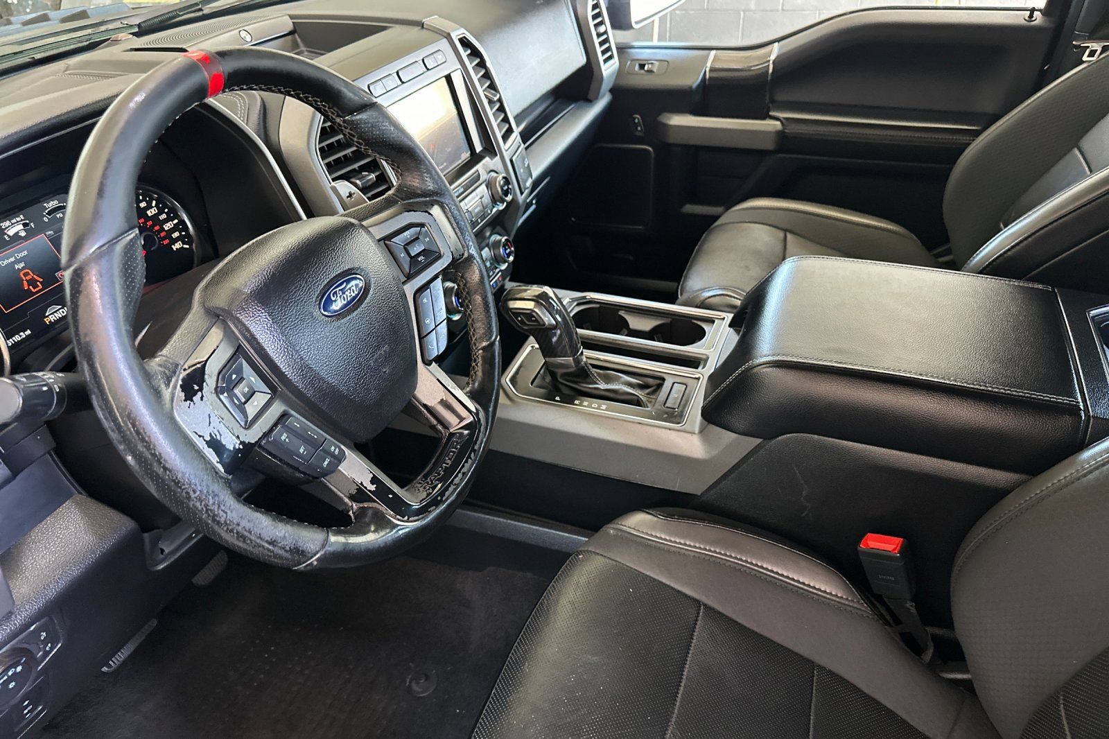 Certified 2019 Ford F150 Raptor w/ Equipment Group 802A Luxury AWD/4WD image 9