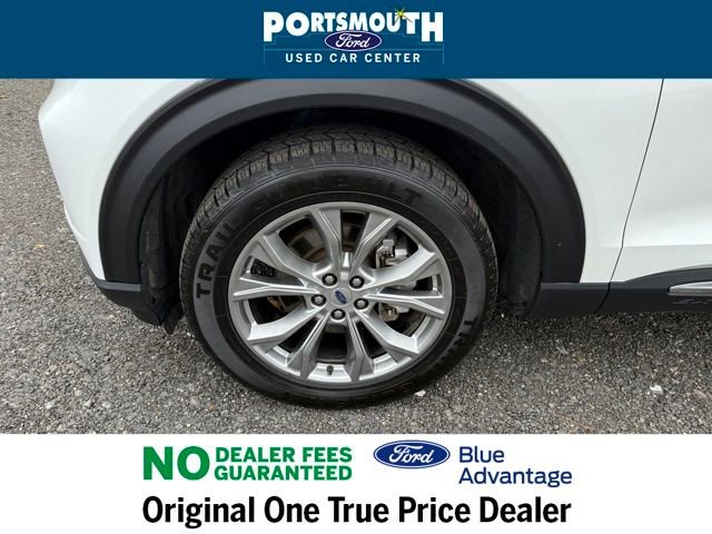 Certified 2022 Ford Explorer XLT w/ Equipment Group 202A image 29