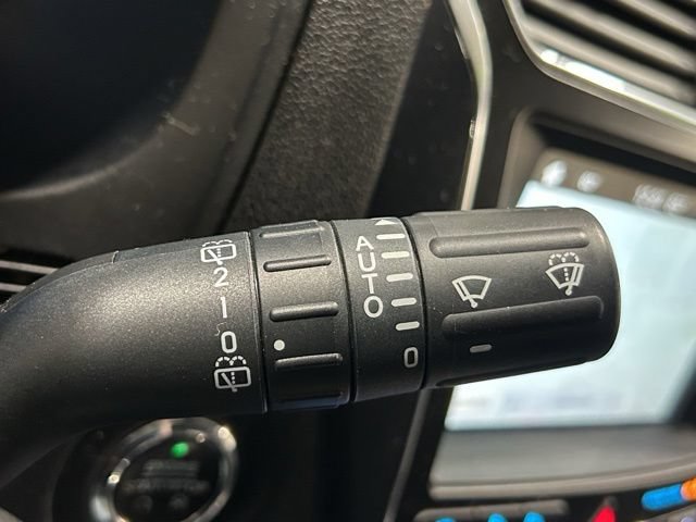 Certified 2018 Ford Explorer Limited w/ Equipment Group 301A AWD/4WD image 33