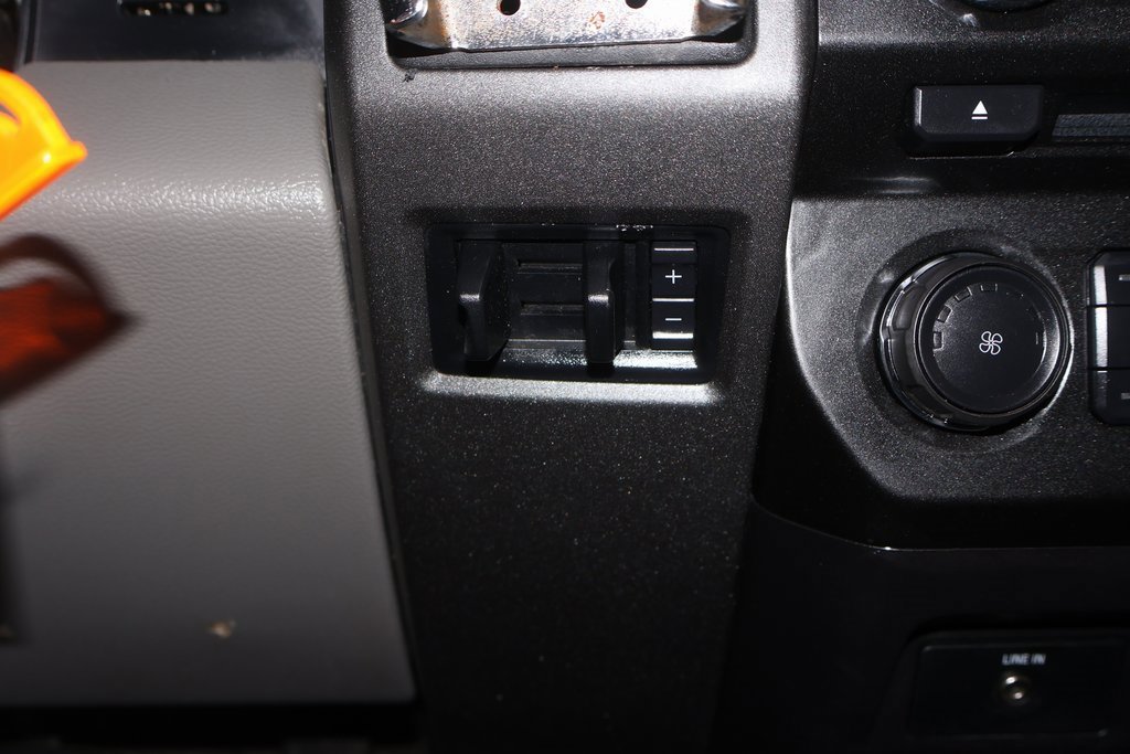 Certified 2017 Ford F550 4x4 Regular Cab Super Duty image 17