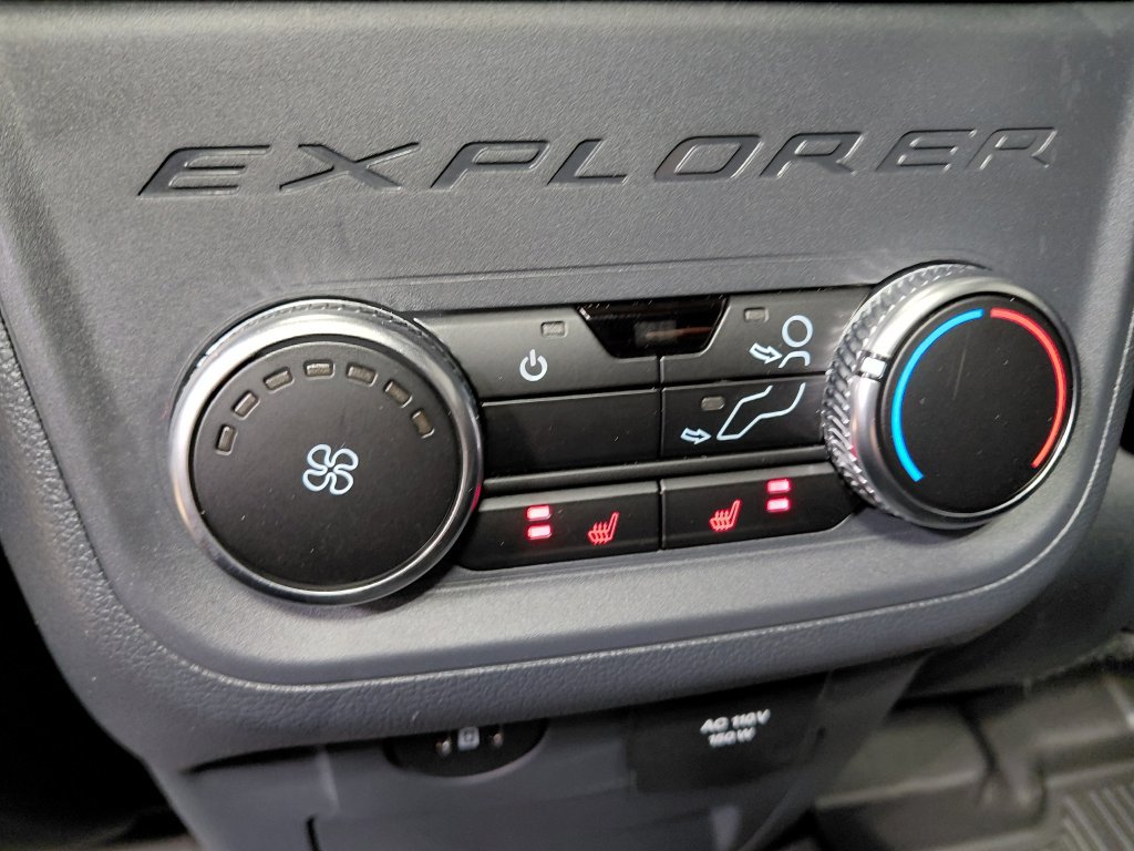 Certified 2025 Ford Explorer ST-Line w/ Premium Package AWD/4WD image 11
