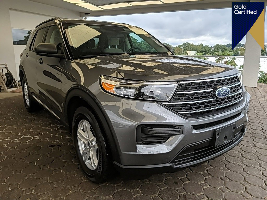 Certified 2023 Ford Explorer XLT image 1