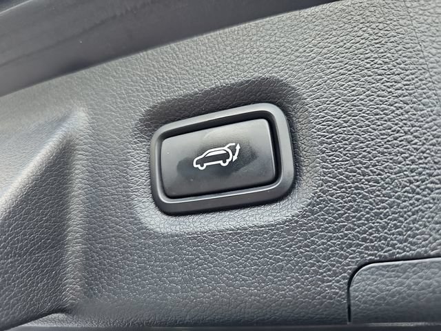 Used 2023 Hyundai Santa Fe SEL AWD/4WD image 13