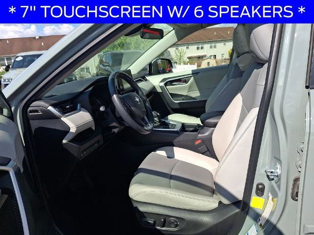 Used 2019 Toyota RAV4 XLE Premium AWD/4WD image 13