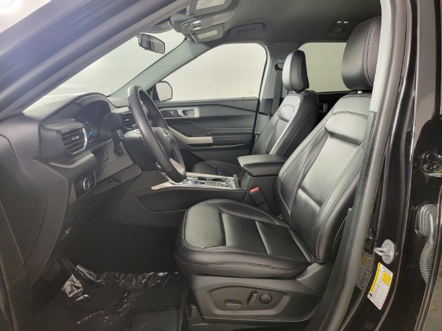 Certified 2023 Ford Explorer XLT w/ Equipment Group 202A AWD/4WD image 13