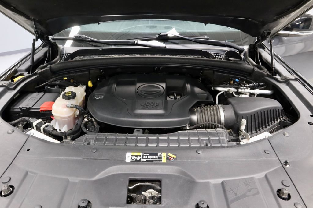 Used 2021 Jeep Grand Cherokee L Overland w/ Luxury Tech Group IV image 18