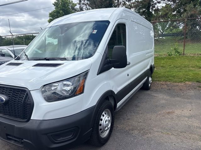 Certified 2024 Ford Transit 250 148 Medium Roof Extended AWD image 3
