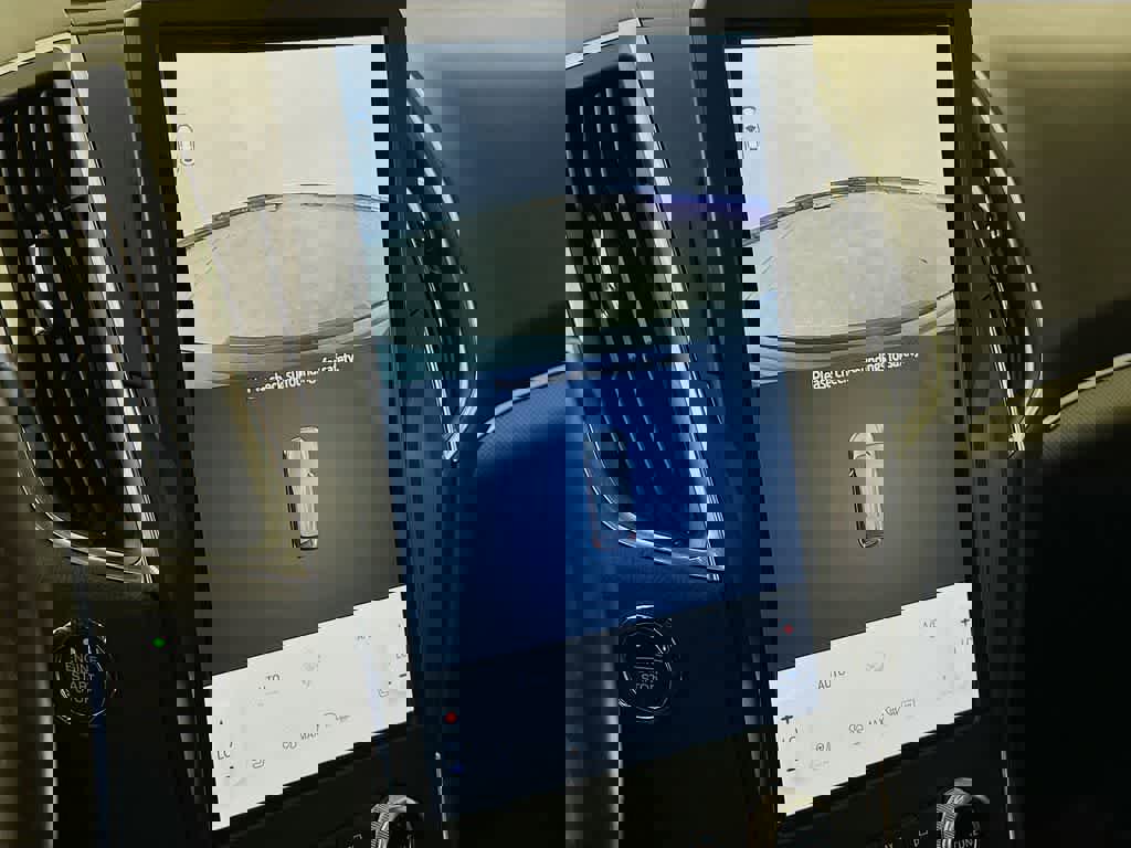 Certified 2021 Ford Edge ST w/ Equipment Group 401A image 28