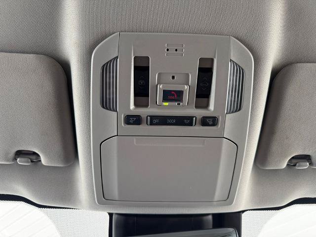 Used 2023 Toyota Highlander Platinum FWD image 24