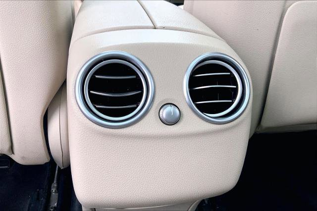 Used 2019 Mercedes-Benz GLC 300 4MATIC image 35