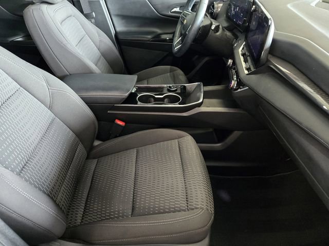 Used 2026 Chevrolet Equinox LT FWD image 16