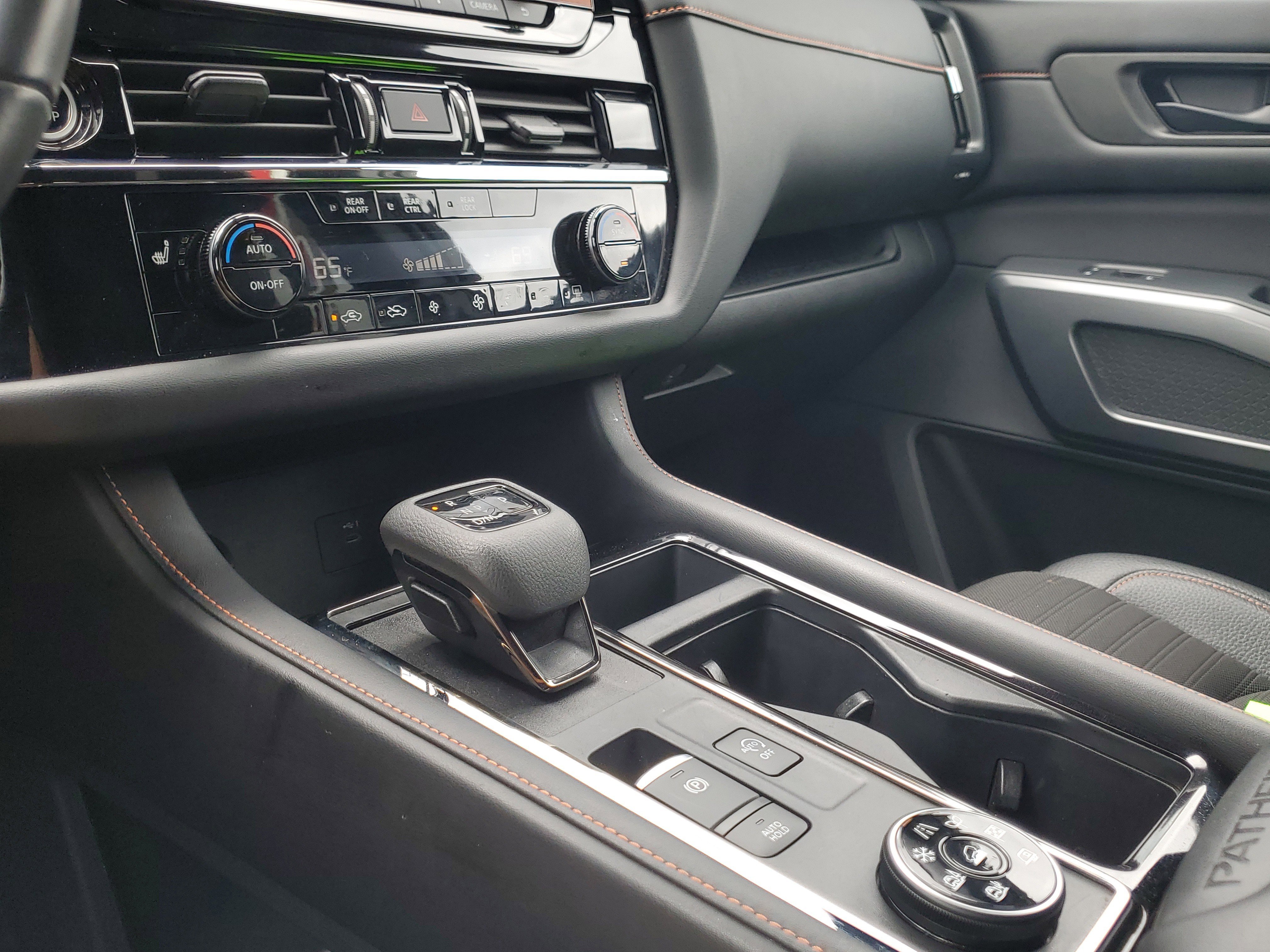 Used 2023 Nissan Pathfinder Rock Creek image 27