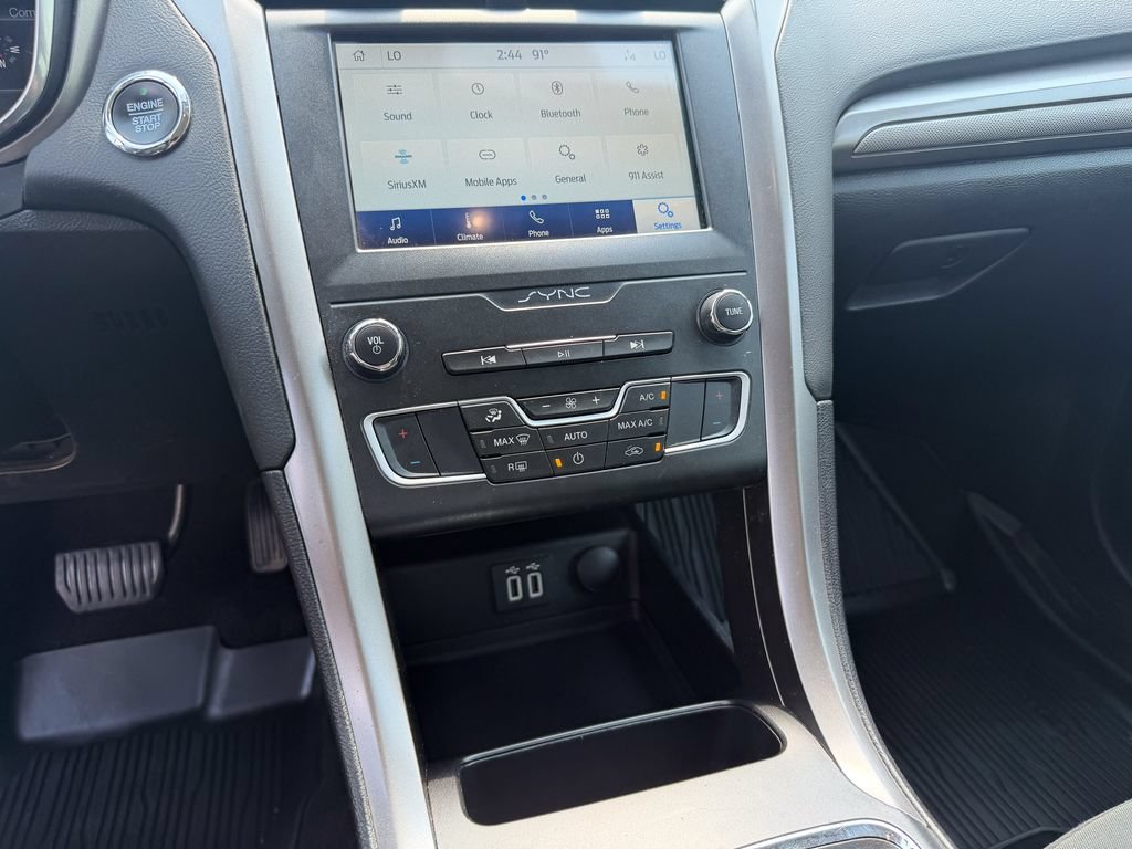 Certified 2020 Ford Fusion SE FWD image 20