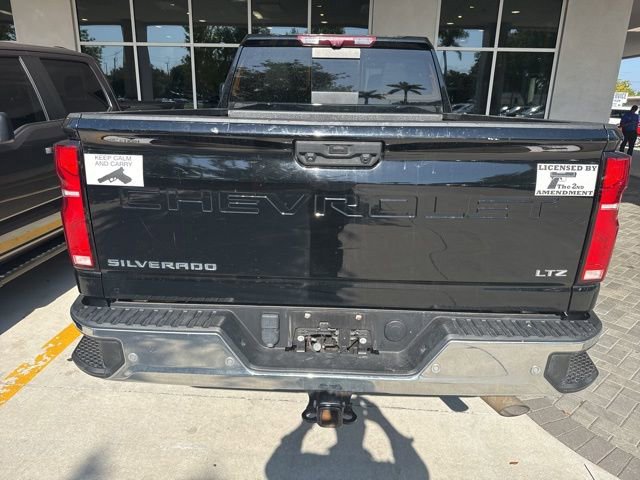 Used 2024 Chevrolet Silverado 2500 LTZ w/ LTZ Premium Package AWD/4WD image 9