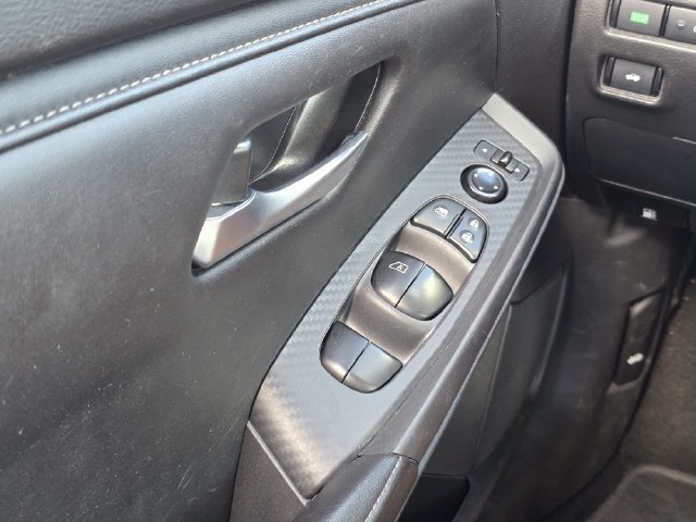 Used 2024 Nissan Sentra SV FWD image 16